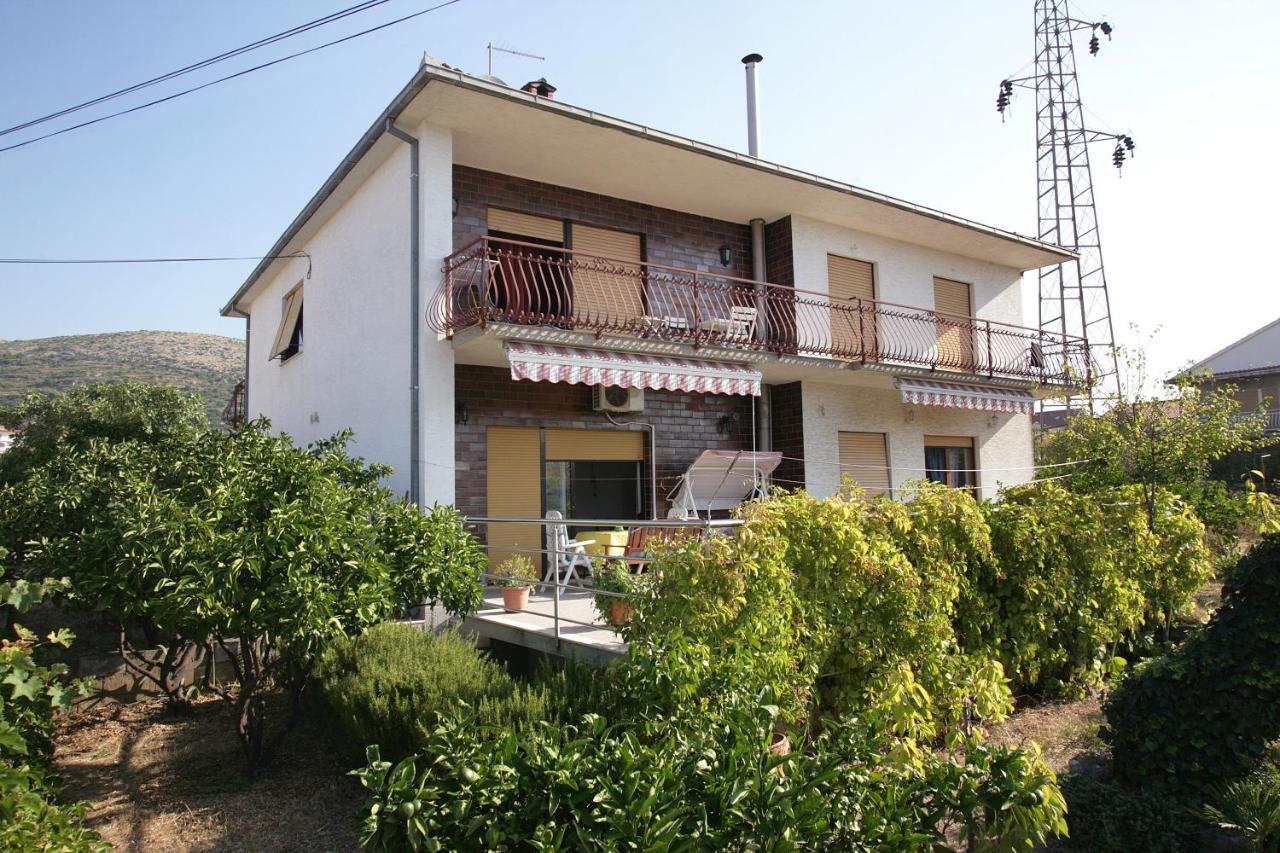 Apartamento House Peri Trogir Exterior foto