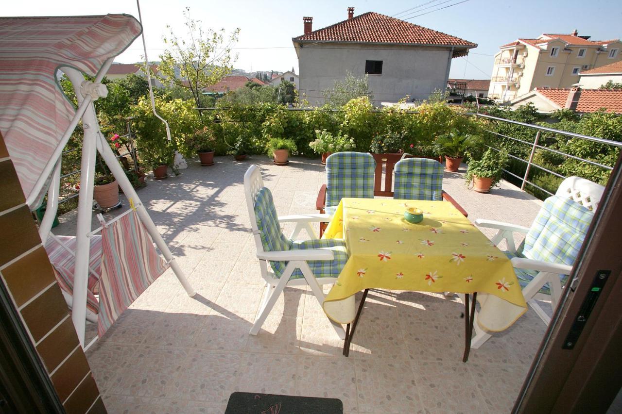 Apartamento House Peri Trogir Exterior foto