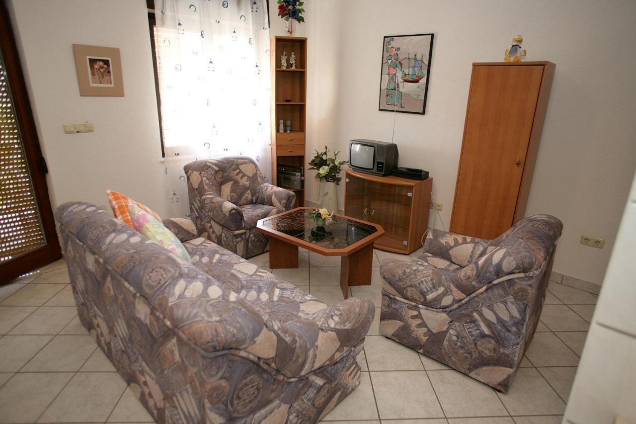 Apartamento House Peri Trogir Exterior foto